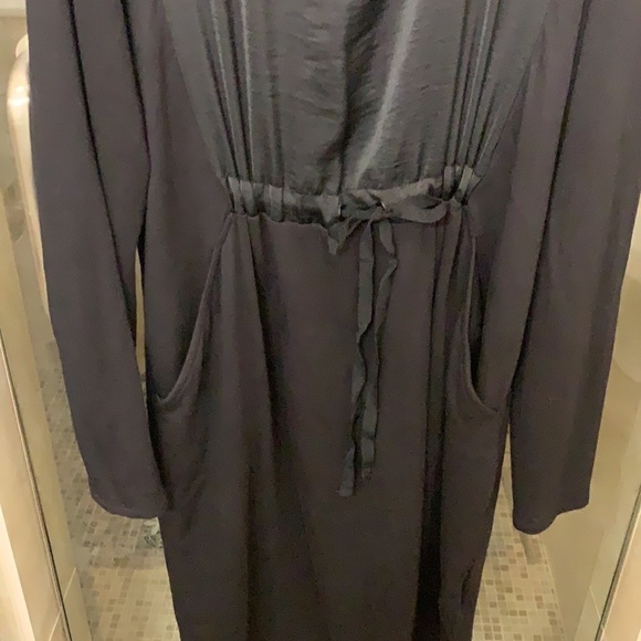 Vera Wang black drawstring dress with pockets Medium - Picture 6 of 10